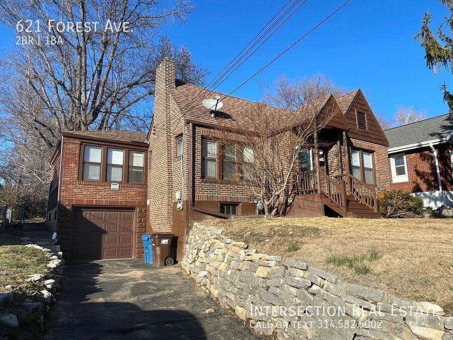 621 Forest Ave - Photo 2 of 25