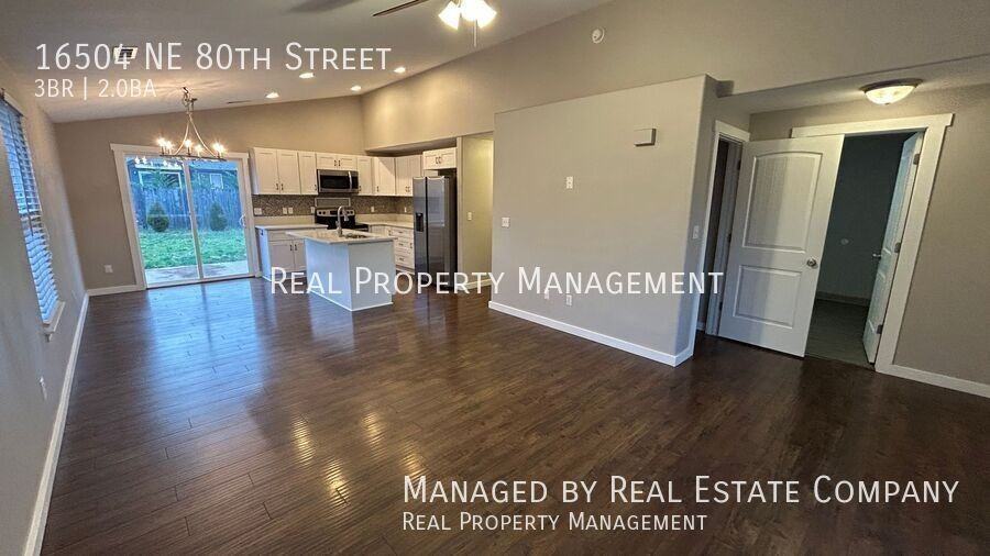 16504 Ne 80th St - Photo 6 of 36