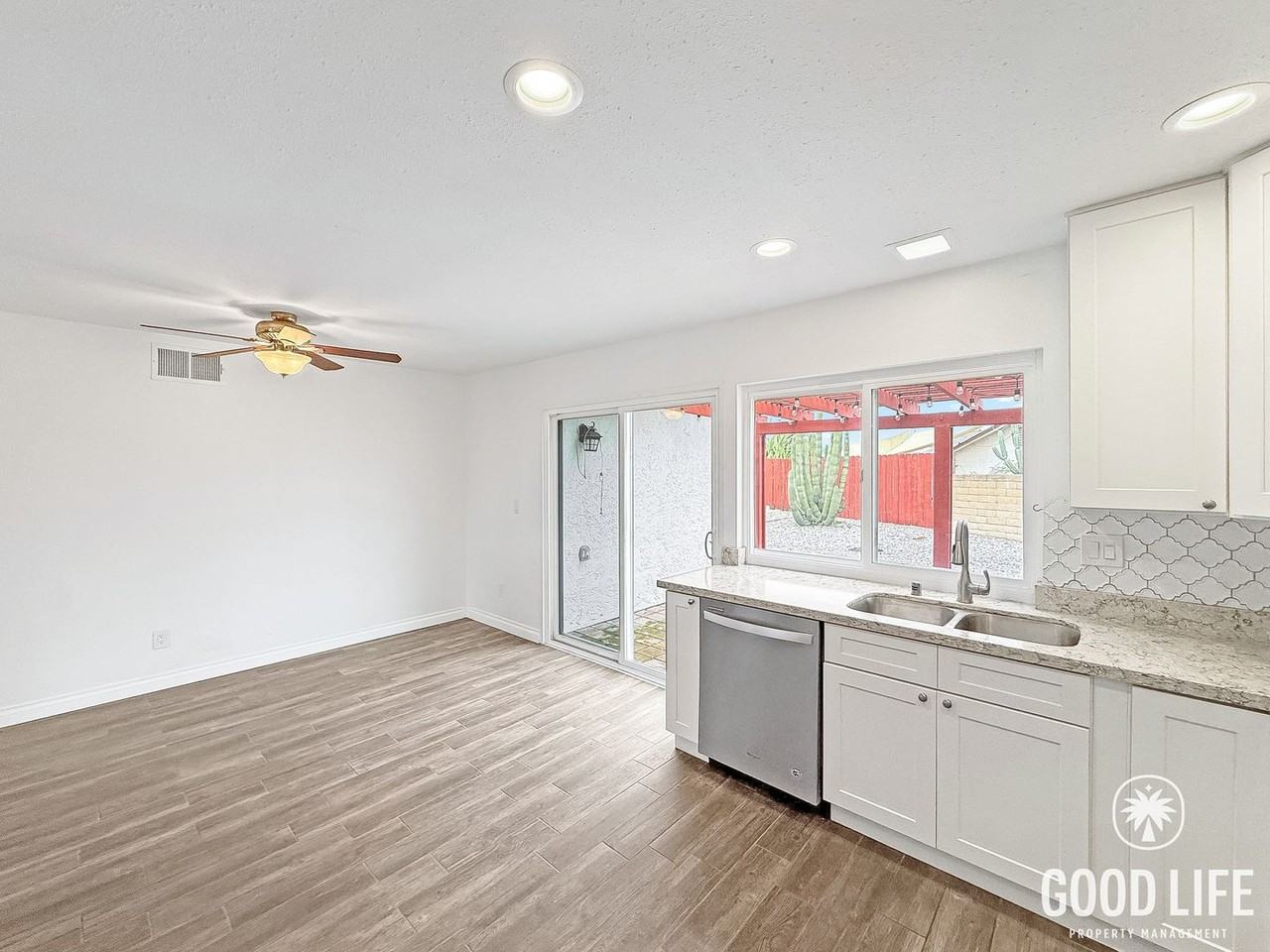 10198 Hendricks Ct - Photo 5 of 21