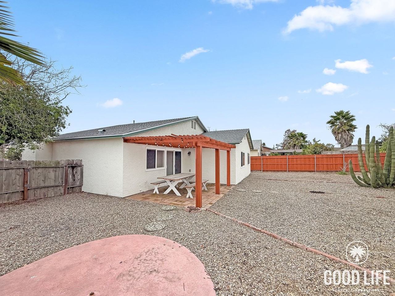 10198 Hendricks Ct - Photo 6 of 21