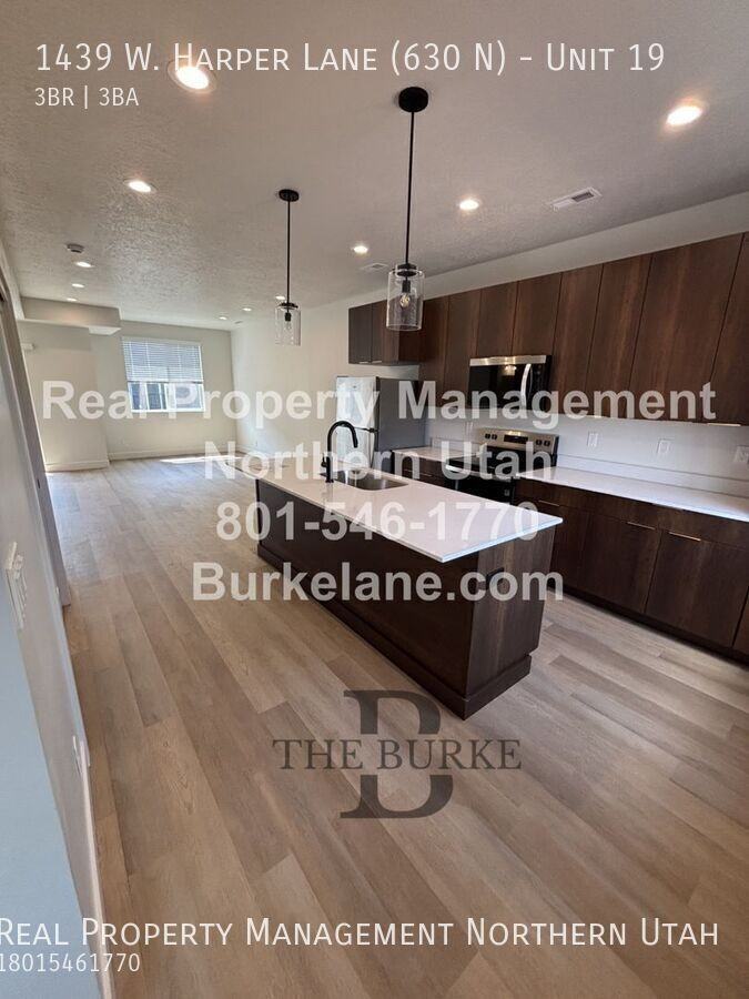 1439 W Harper Ln #19 - Photo 4 of 26