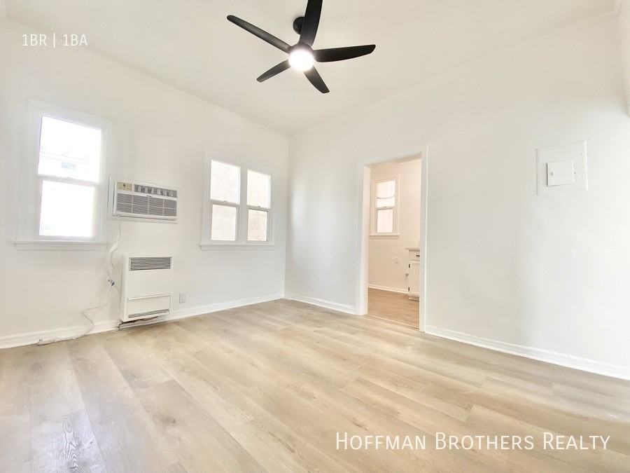 416 S Burlington Ave #1-2 - Photo 3 of 6