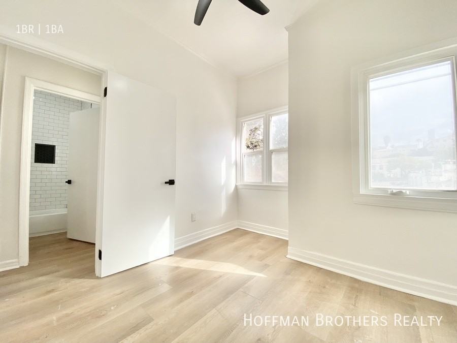 416 S Burlington Ave #1-2 - Photo 4 of 6