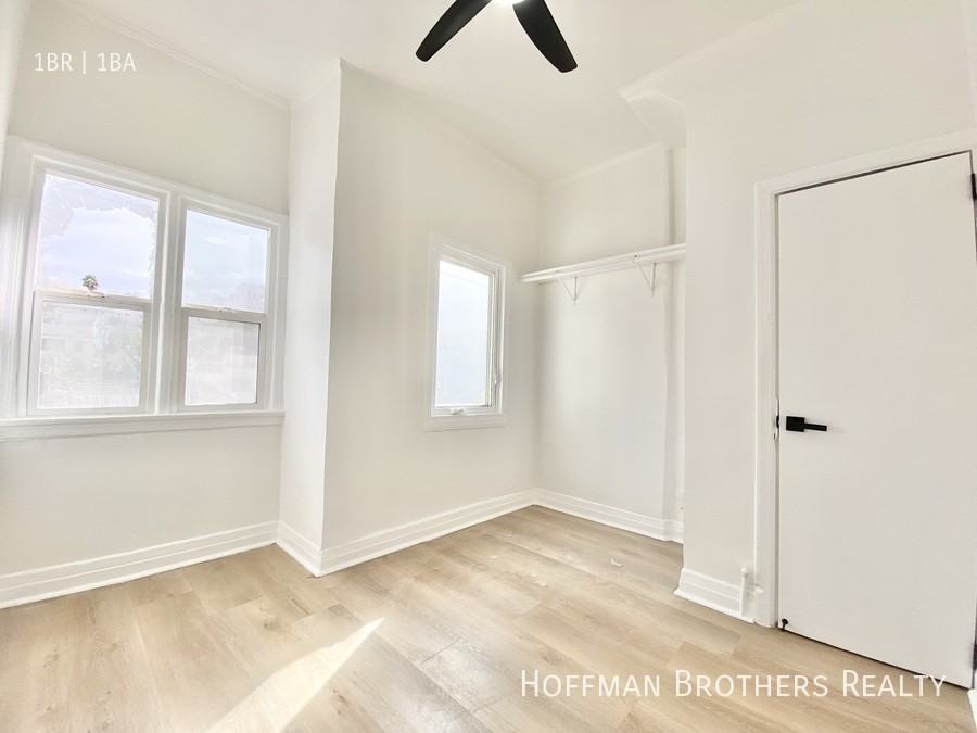 416 S Burlington Ave #1-2 - Photo 5 of 6