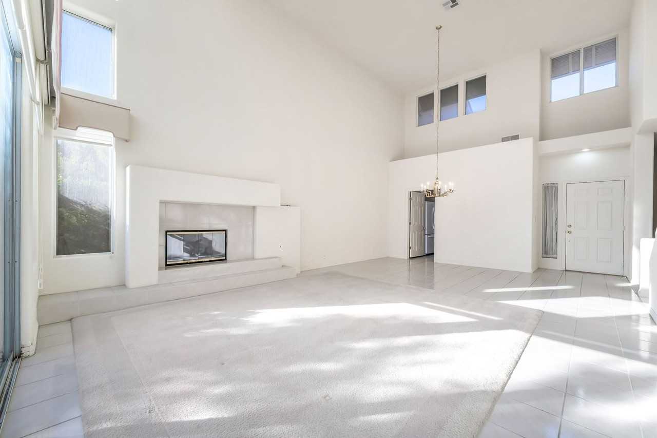 4970 Mount Pleasant Ln - Photo 6 of 23