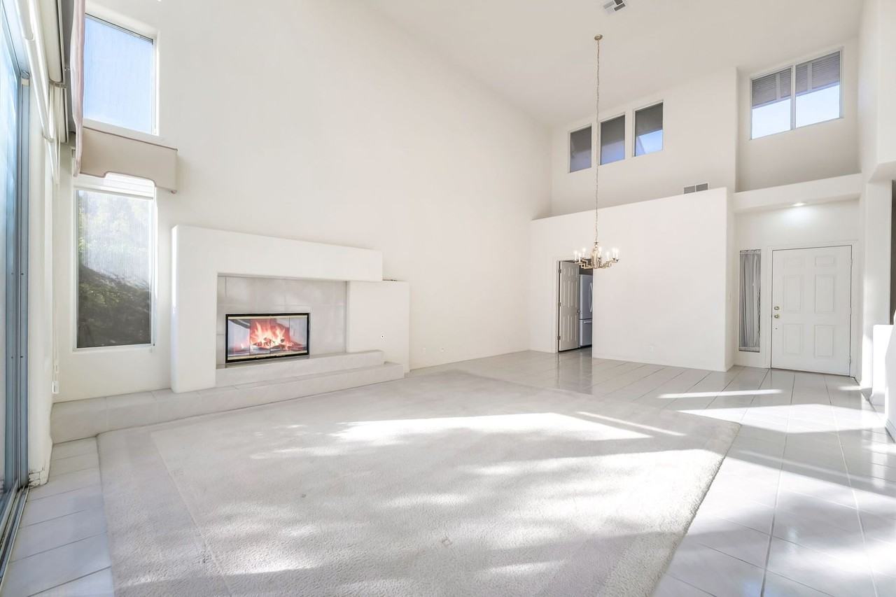 4970 Mount Pleasant Ln - Photo 7 of 23