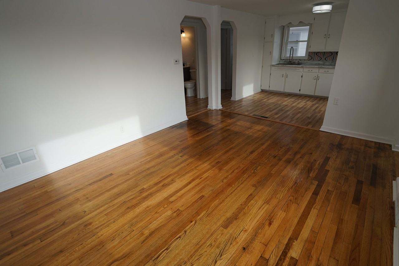 2734 E Johnson St - Photo 2 of 10