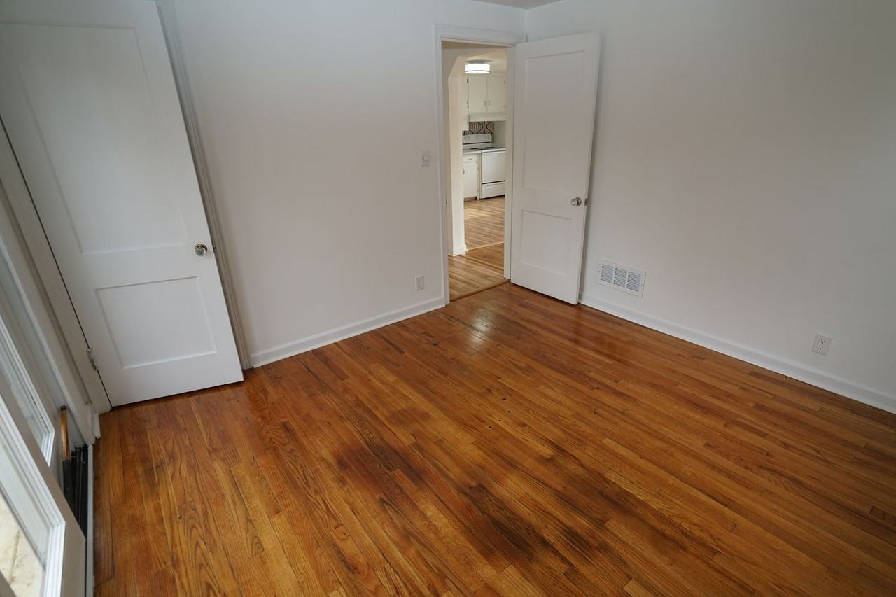 2734 E Johnson St - Photo 7 of 10