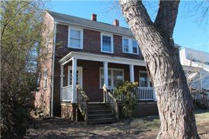 featured image of 1004 Elliston St