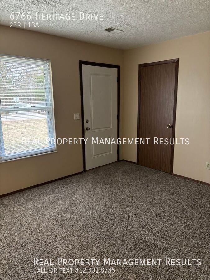 6766 Heritage Dr - Photo 3 of 12