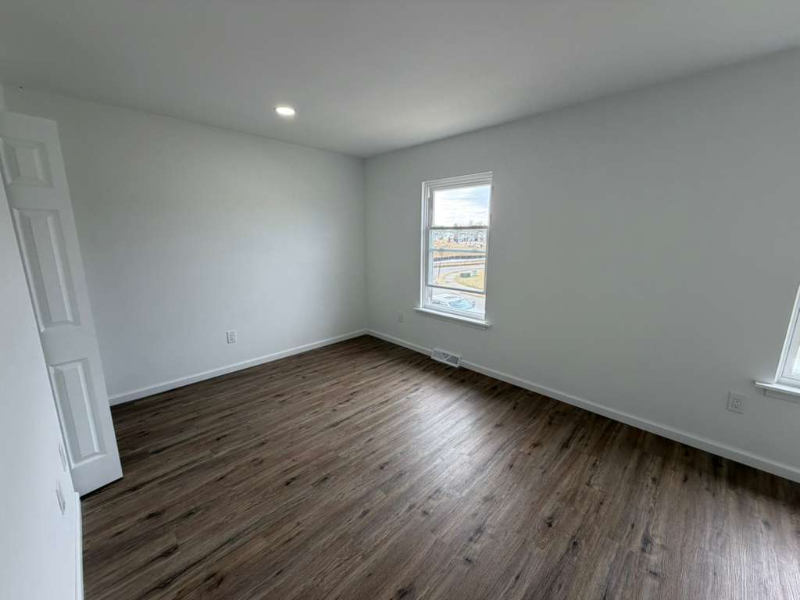 309 Cold Spring Pl - Photo 3 of 7