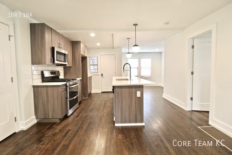 4325 Roanoke Pkwy #4315-1N - Photo 2 of 10