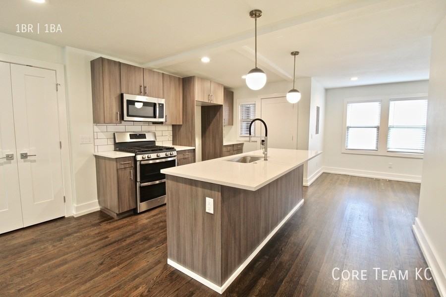 4325 Roanoke Pkwy #4315-1N - Photo 4 of 10