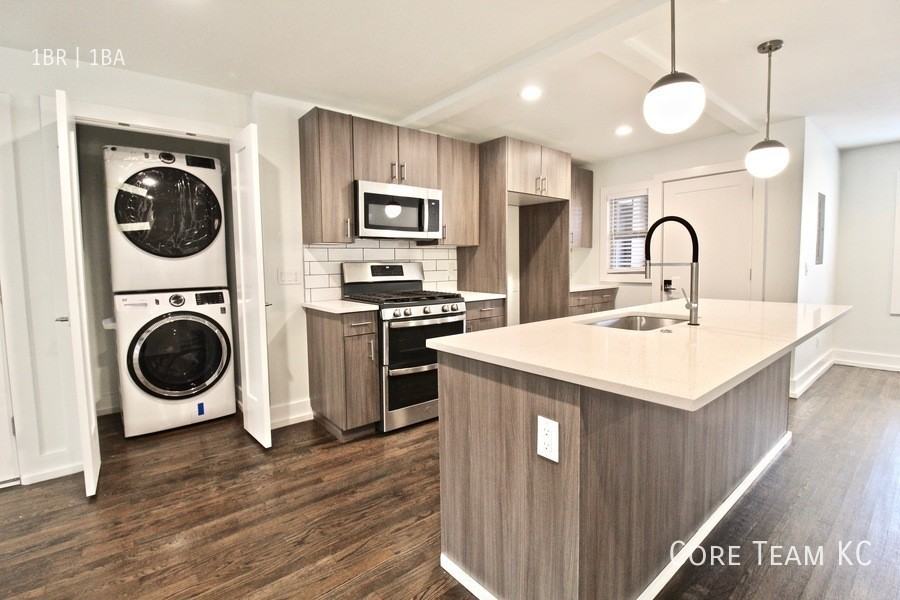 4325 Roanoke Pkwy #4315-1N - Photo 7 of 10