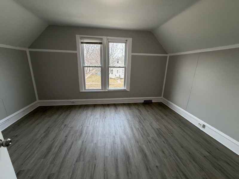 600 18th St - Photo 4 of 11