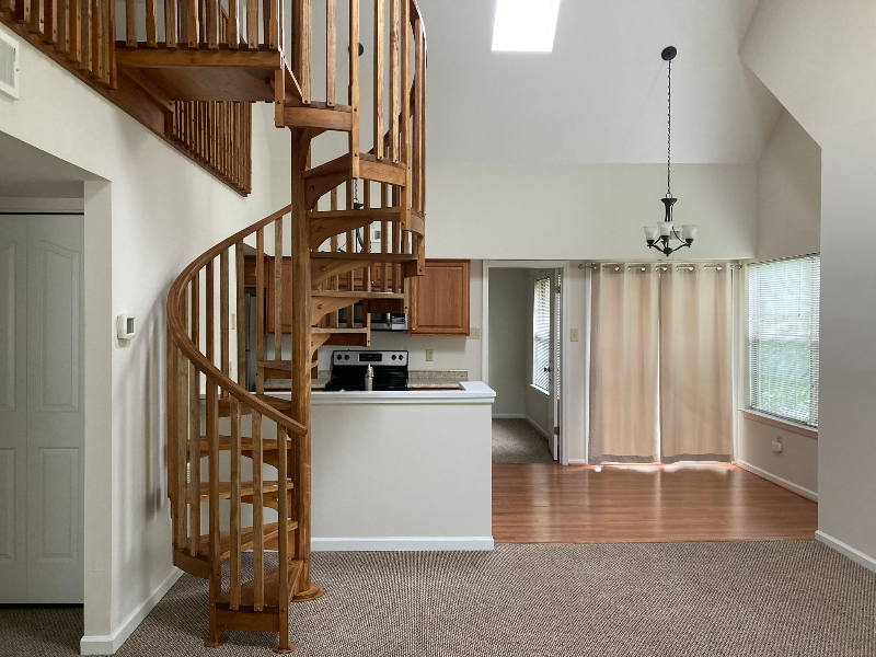 616 Foxcroft Cir - Photo 3 of 24