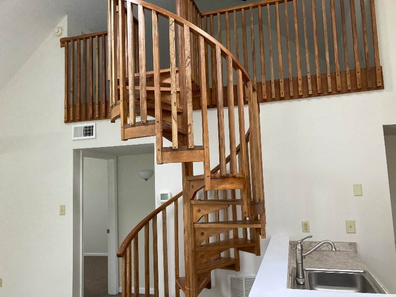 616 Foxcroft Cir - Photo 4 of 24