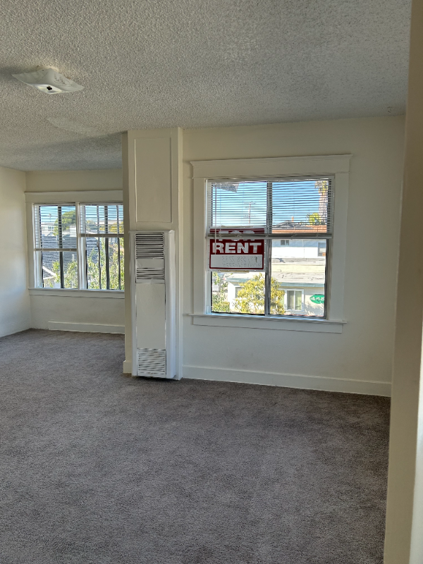 1908 W 218th St - Photo 6 of 8