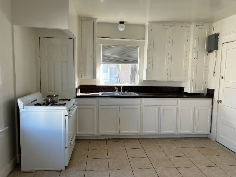 1908 W 218th St - Photo 7 of 8