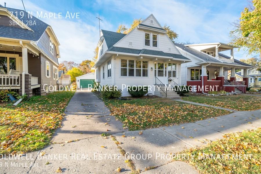 719 N Maple Ave - Photo 2 of 25