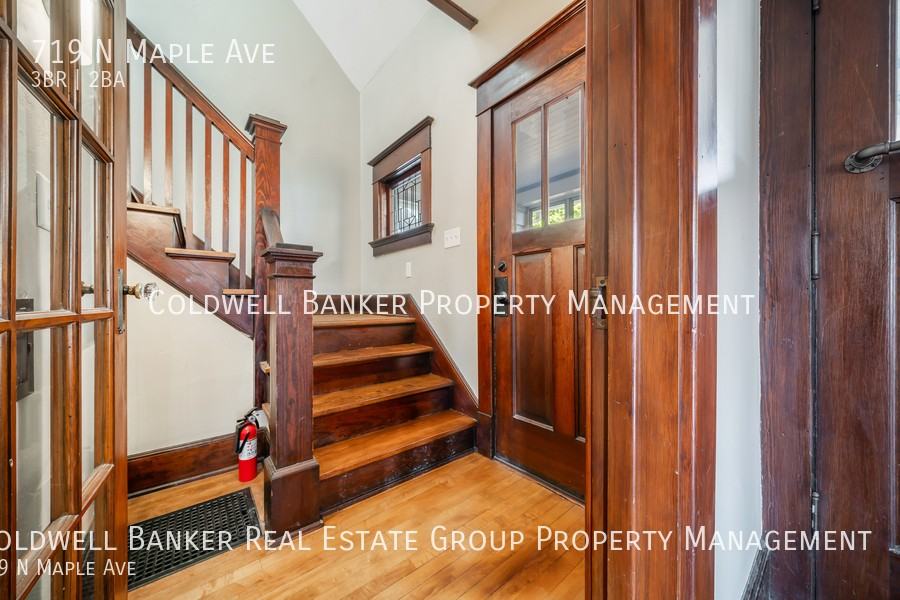 719 N Maple Ave - Photo 4 of 25