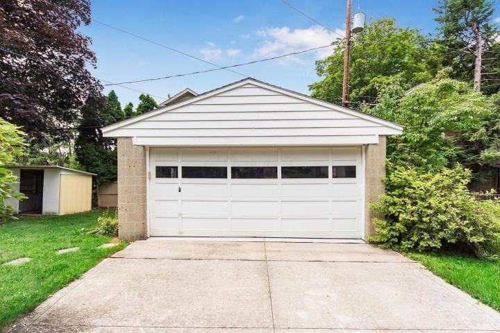 981 Hartford St - Photo 2 of 20