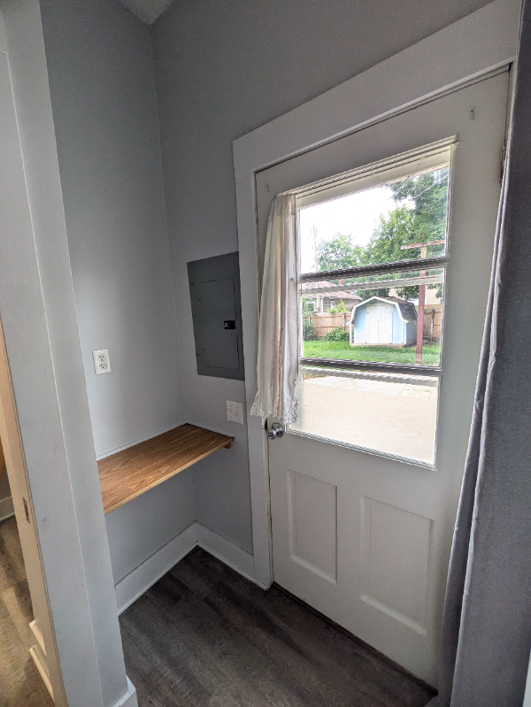 307 Lincoln St - Photo 6 of 12