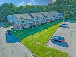 featured image of 42 Gayridge Rd