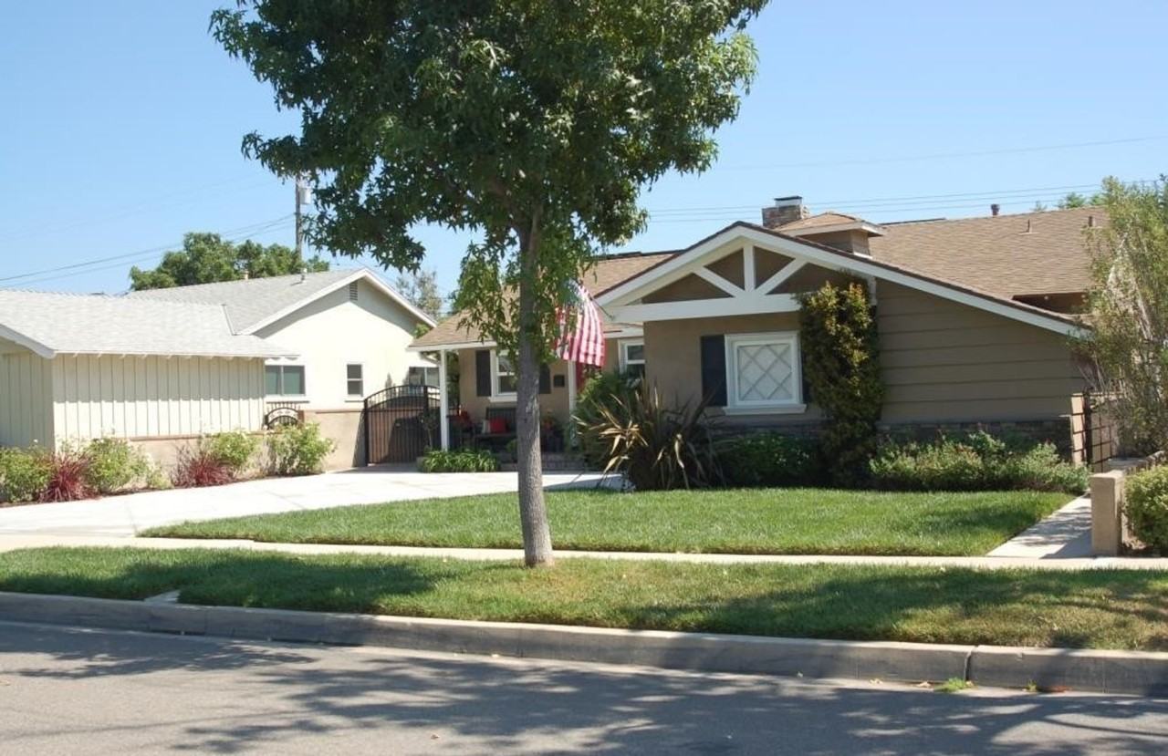 1324 E Rose Ave - Photo 2 of 33