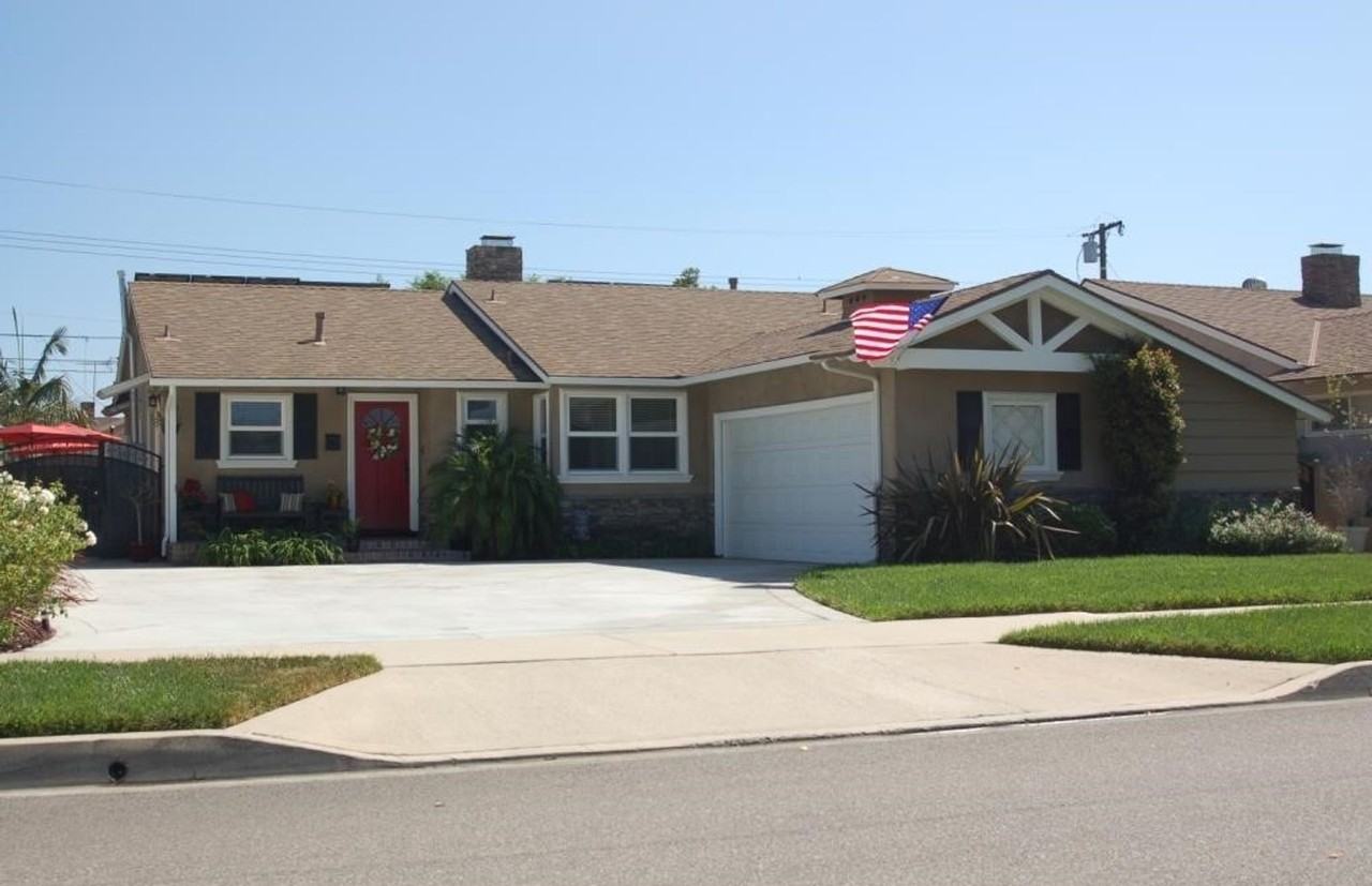 1324 E Rose Ave - Photo 3 of 33