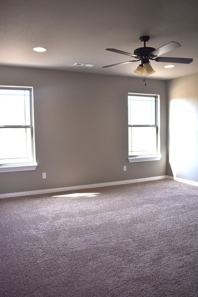 1630 Secretariat Ln - Photo 6 of 9