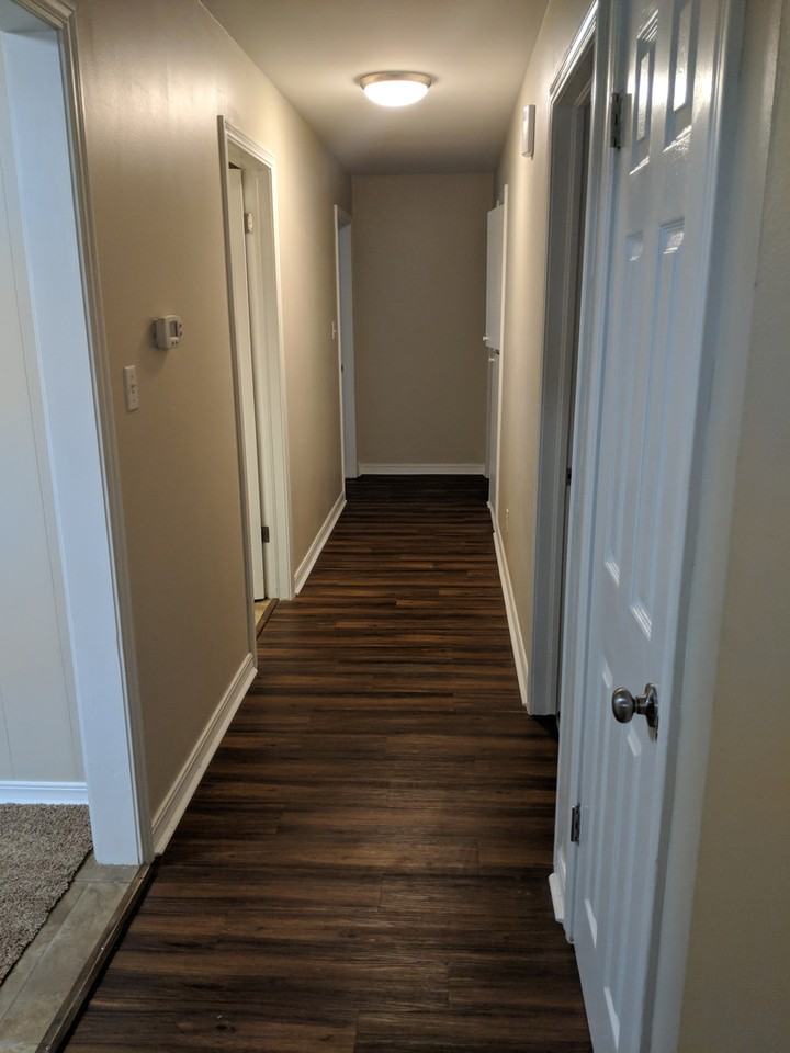 206 E Date St - Photo 6 of 13