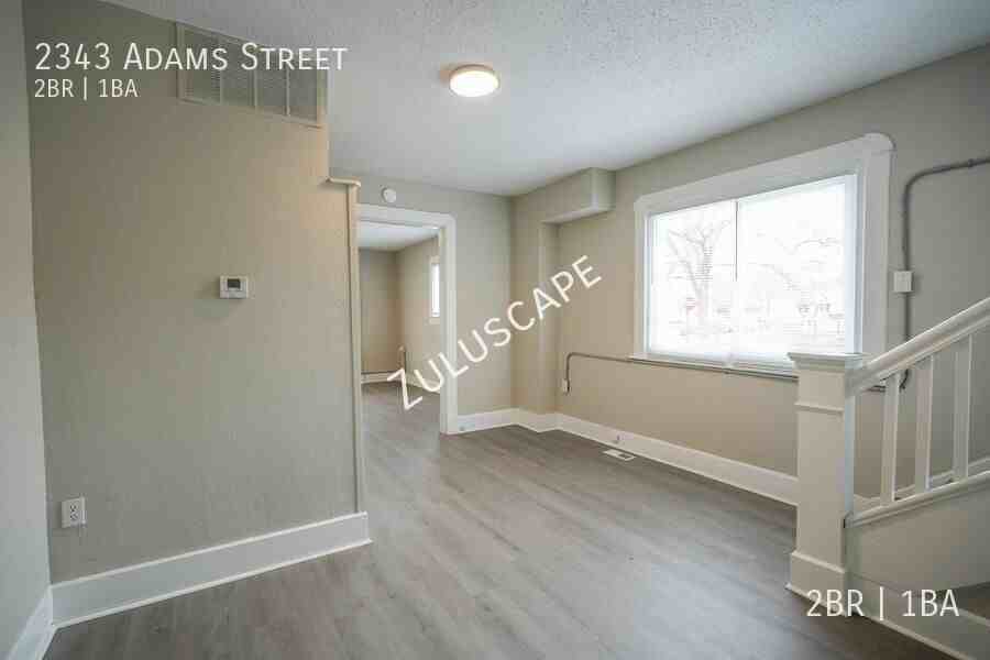 2343 Adams St - Photo 6 of 22