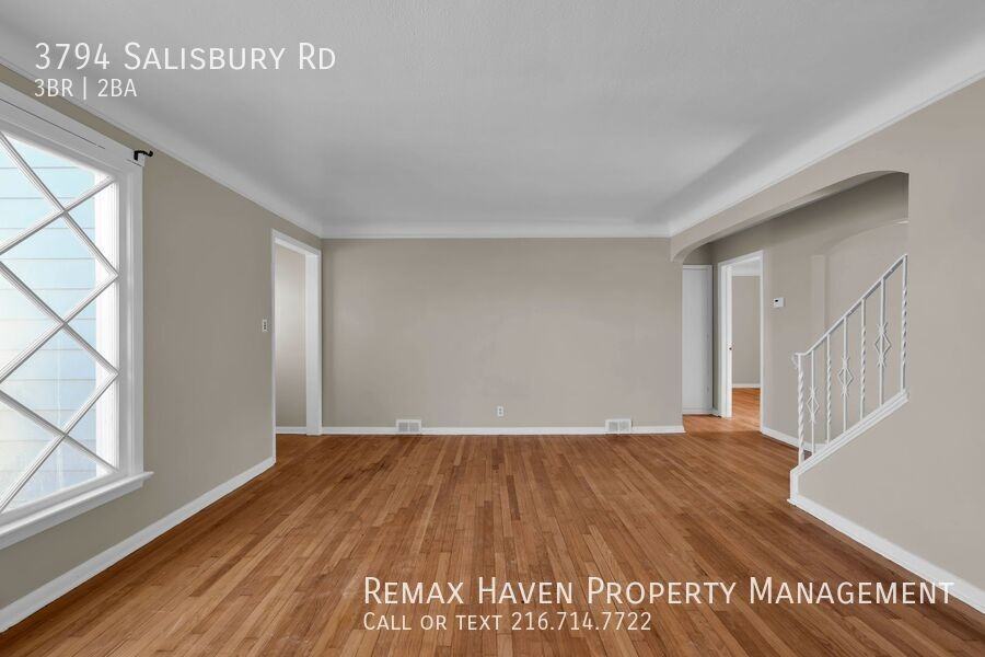 3794 Salisbury Rd - Photo 5 of 48