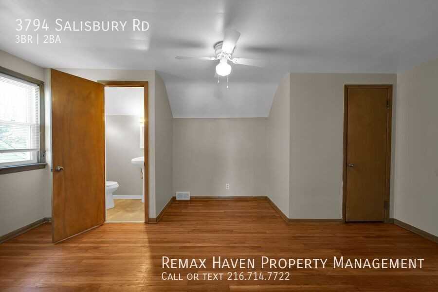 3794 Salisbury Rd - Photo 7 of 48