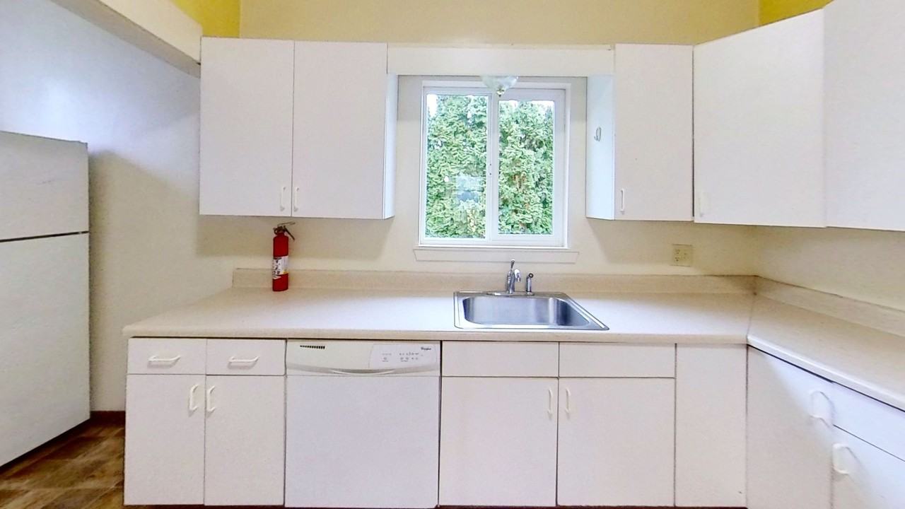 1410 Iron St - Photo 2 of 17