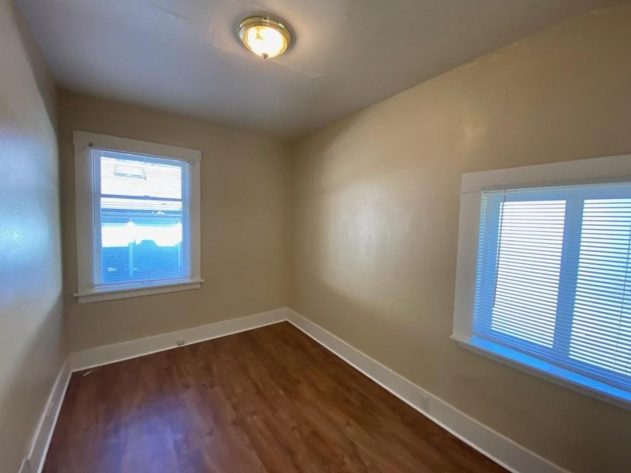 1410 Iron St - Photo 5 of 17