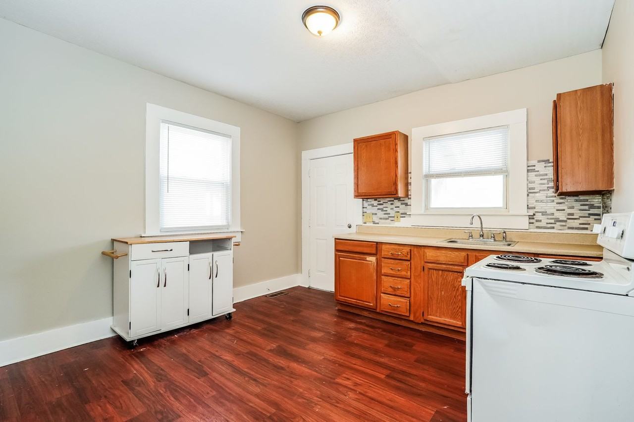 1319 N 5th St - Photo 5 of 10