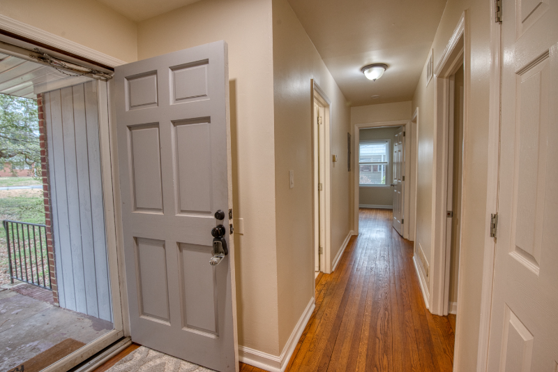 5133 Jeffries St - Photo 3 of 18