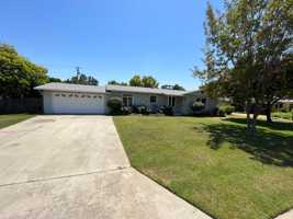 featured image of 2521 E Westcott Ave