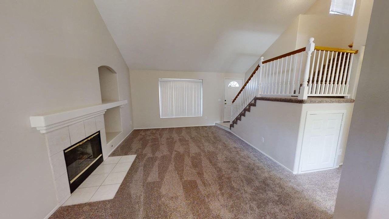 34825 Tara Ln - Photo 5 of 19