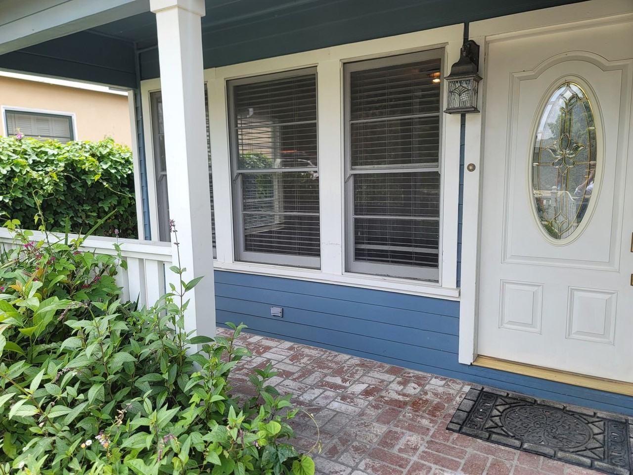 422 N Shaffer St - Photo 6 of 36