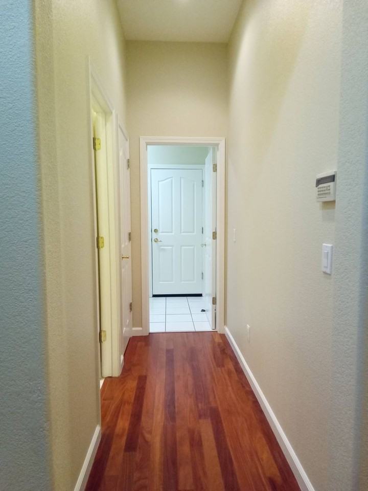 1142 Sinclair Way - Photo 5 of 50