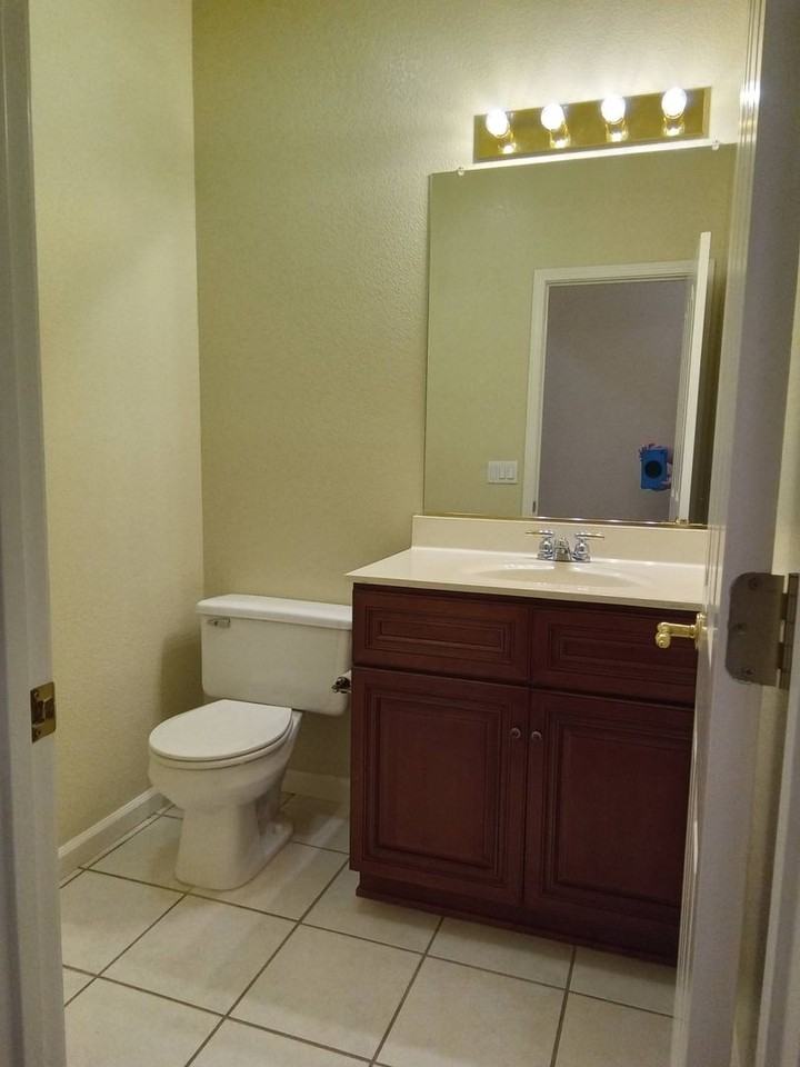 1142 Sinclair Way - Photo 6 of 50