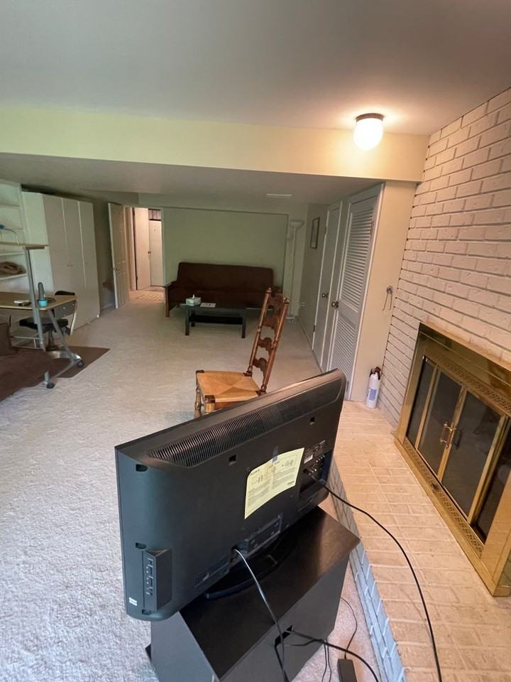 807 Greenhills Dr - Photo 5 of 12