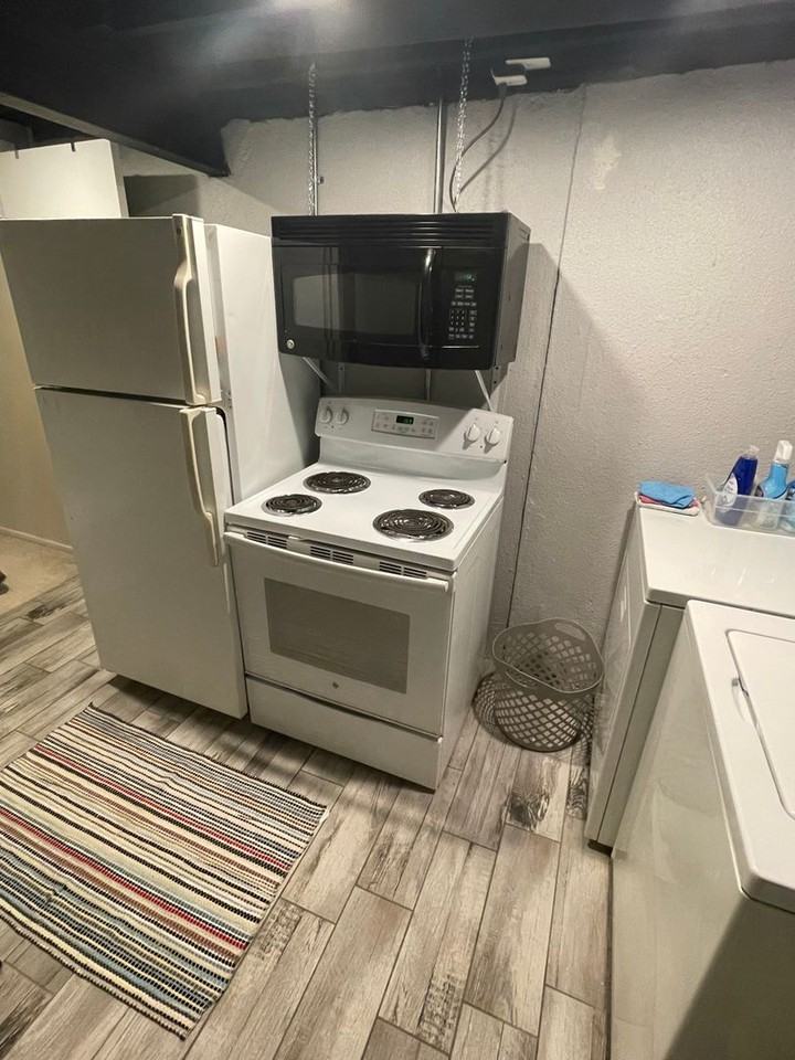 807 Greenhills Dr - Photo 7 of 12