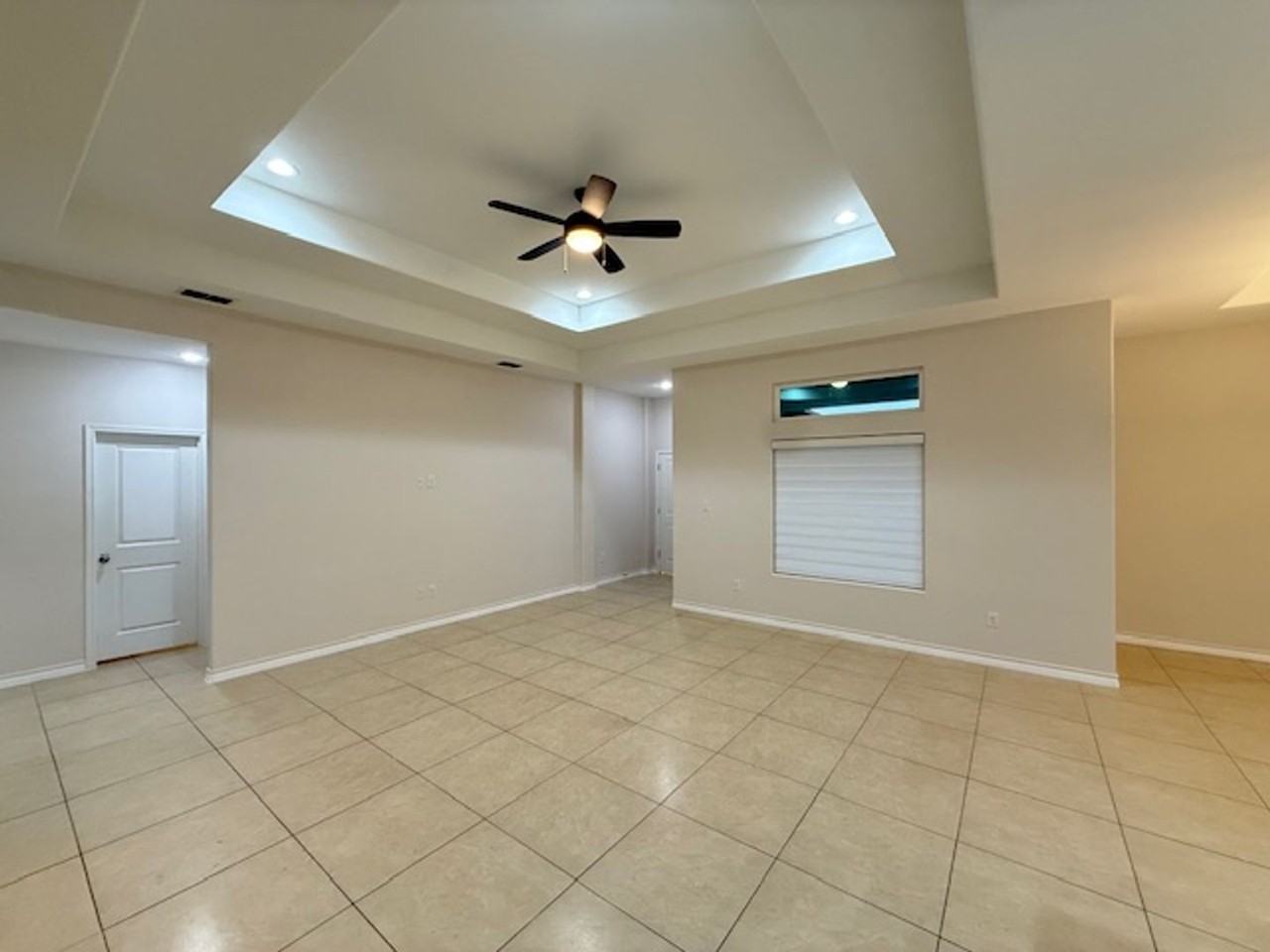 409 Glen Cook Dr - Photo 3 of 19