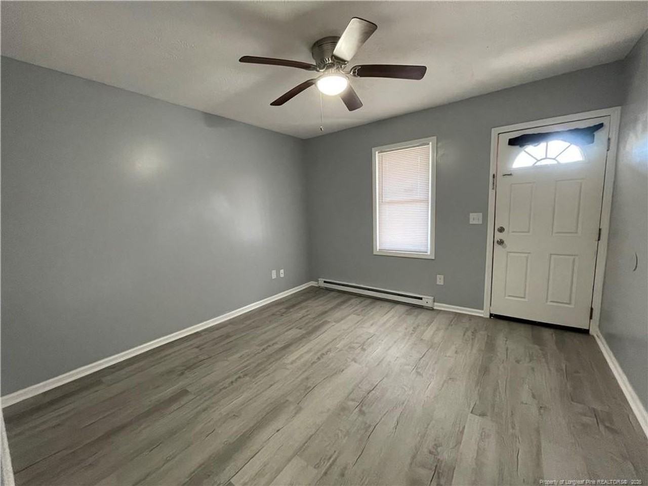 1516 Pierce St - Photo 4 of 14