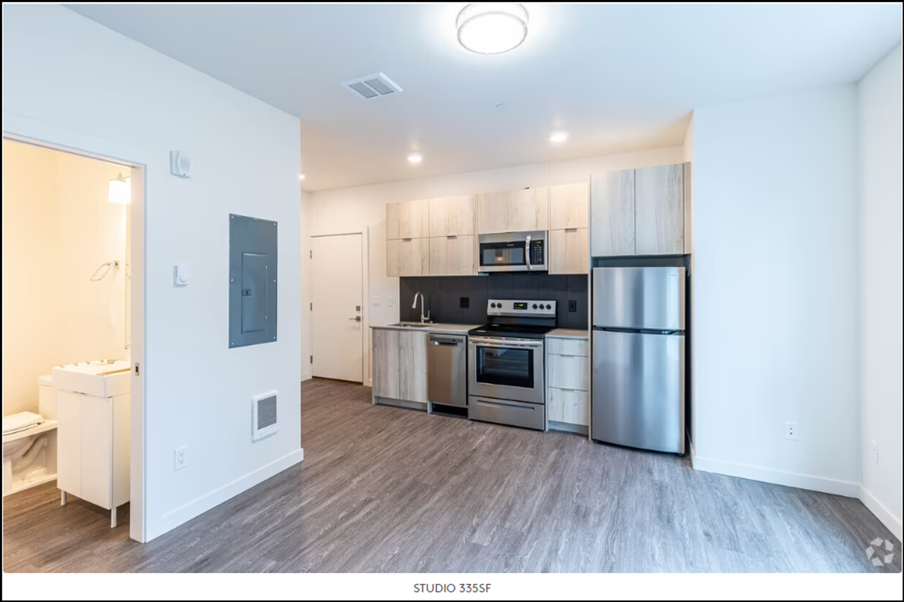 MF 15 - N. Emerson - Photo 4 of 24