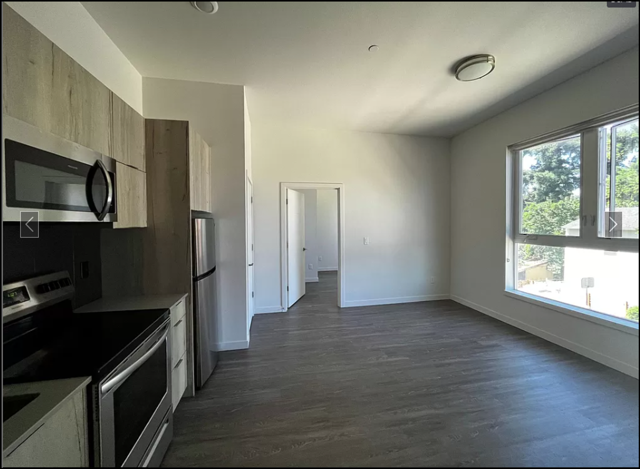 MF 15 - N. Emerson - Photo 5 of 24